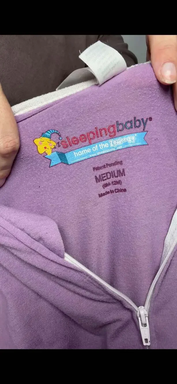 Sleeping Baby Purple Zipadee-Zip Transition Swaddle Medium 6-12M_K89